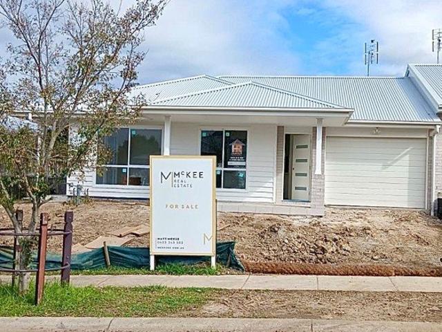Duplex for sale in Ambergate, New South Wales