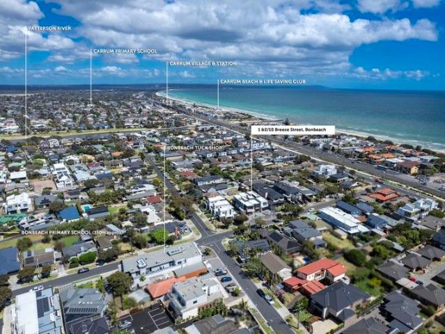 Townhouse for sale in Bonbeach