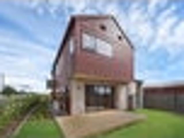 House for sale in Awhitu