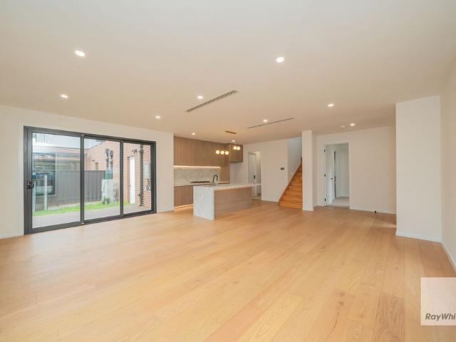 Townhouse for rent in Camerons Creek, Victoria