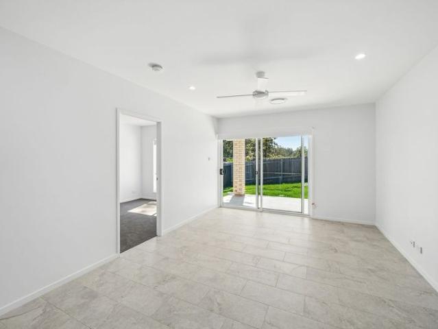House for rent in Thrumster, New South Wales