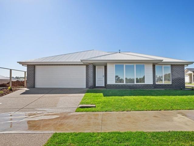 House for sale in Gobbagombalin, Wagga Wagga City Council