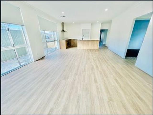 House for rent in Helena Valley, Western Australia