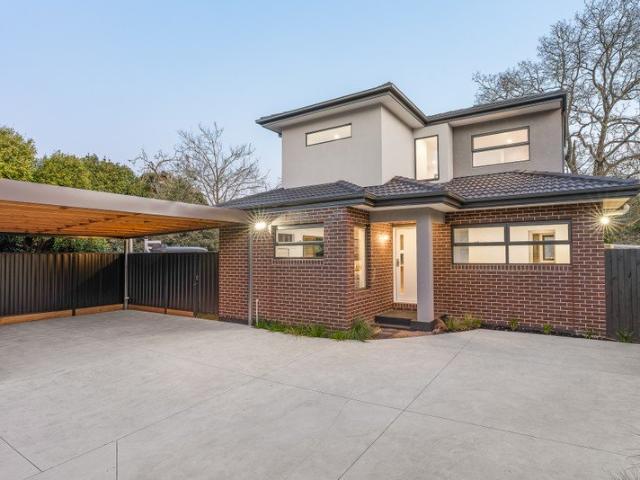 Townhouse for sale in Ringwood East, Melbourne