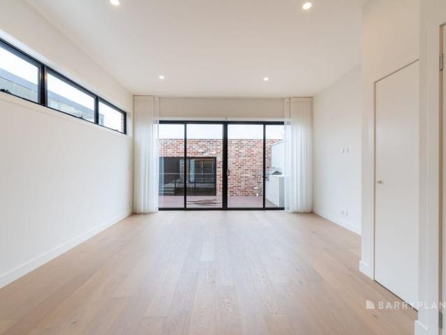 Townhouse for rent in Camerons Creek, Victoria