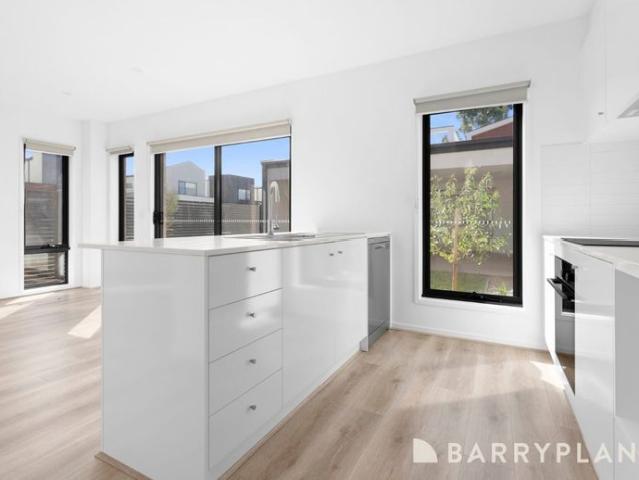 Townhouse for rent in Camerons Creek, Victoria