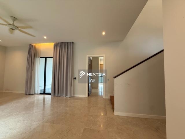 Shop for rent in Kajang, Langat