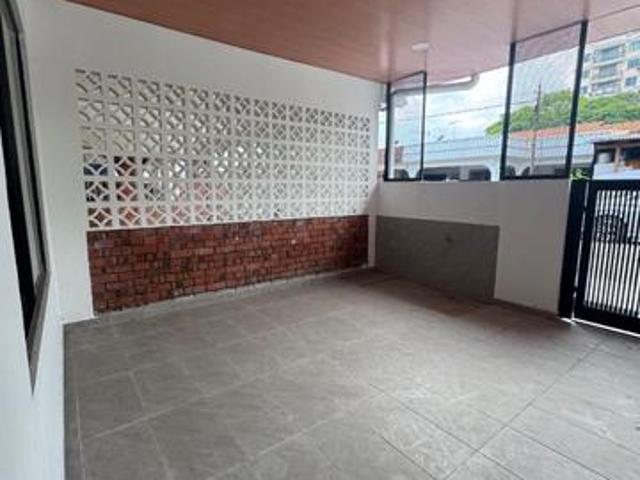 Terraced House for rent in Malaka