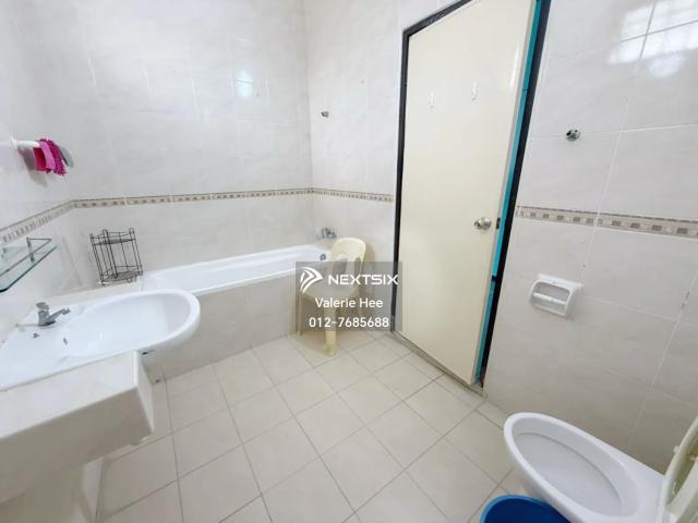 Residential House for sale in Kulai, Johor
