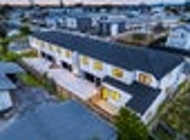 Townhouse for sale in Māngere East, Māngere-Ōtāhuhu