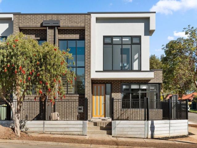 Townhouse for rent in Horseshoe Creek, South Australia