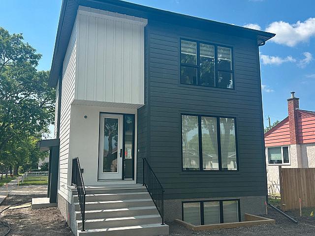 Duplex for rent in Winnipeg
