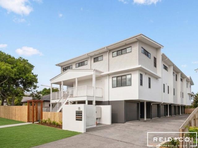 Townhouse for sale in Toombul, Queensland