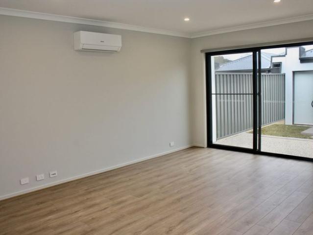 Townhouse for rent in Camerons Creek, Victoria