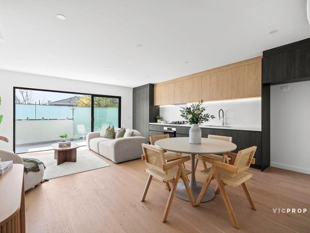 Townhouse for sale in Bulleen, Melbourne