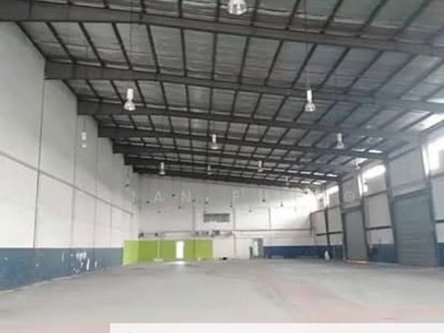 Warehouse for rent in Petaling, Alam Impian
