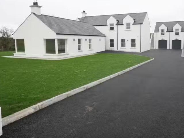 House for sale in Ballinskelligs, South Tipperary