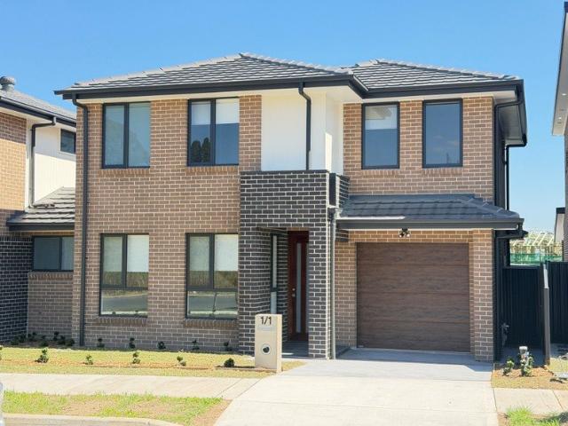 Duplex for rent in Austral, Sydney