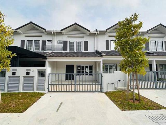 Terraced House for sale in Tanjong Sepat, Selangor