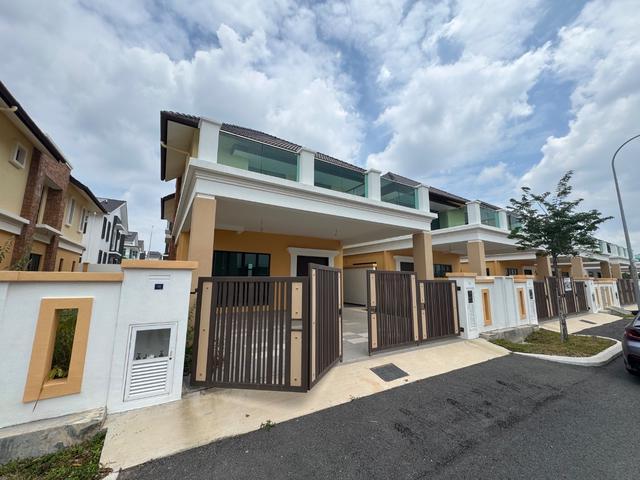 Residential House for sale in Malaka