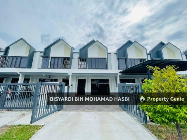 Terraced House for sale in Tanjong Sepat, Selangor