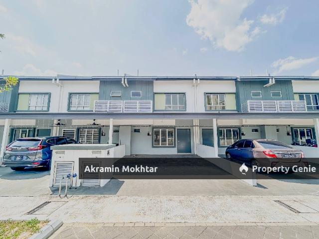 Terraced House for sale in Tanjong Sepat, Selangor