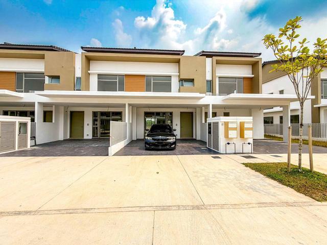 Terraced House for sale in Tanjong Sepat, Selangor