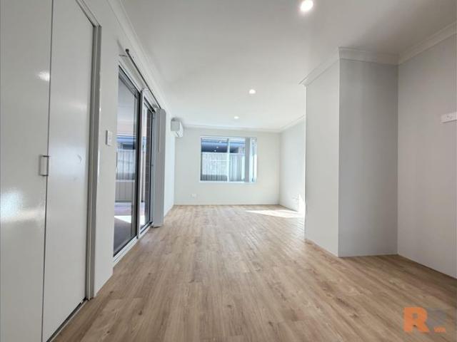 Apartment for rent in Parklands, Western Australia