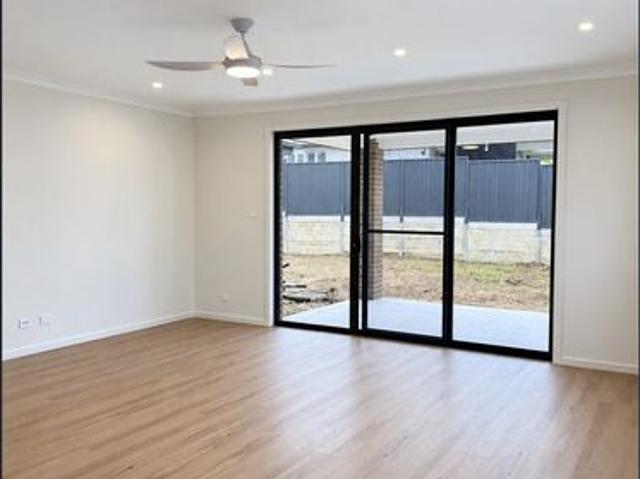 House for rent in The Glades, Gosford