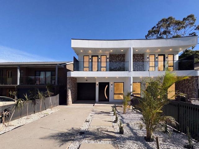 Duplex for rent in Sydney, New South Wales
