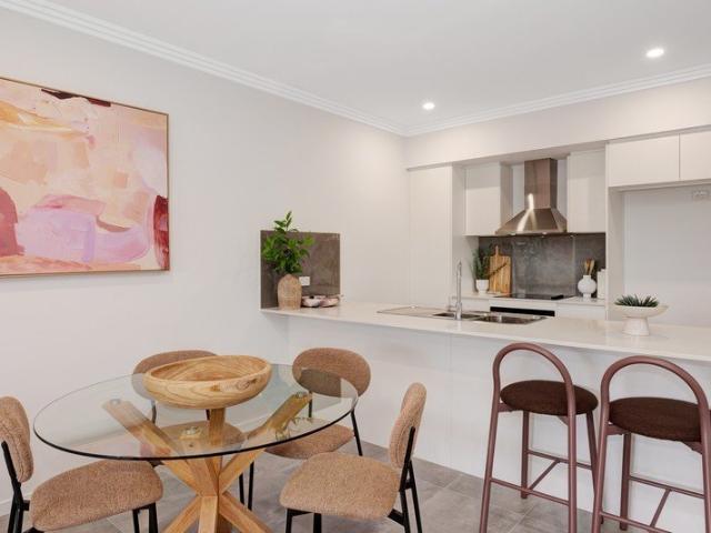 Duplex for sale in Rasmussen, Queensland