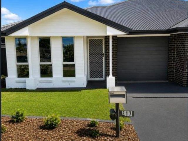 Duplex for rent in Gillieston Heights, Newcastle-Maitland