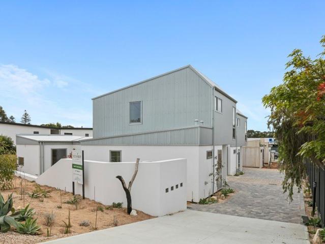 House for sale in Hamilton Hill, Western Australia