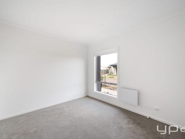 Townhouse for rent in Camerons Creek, Victoria