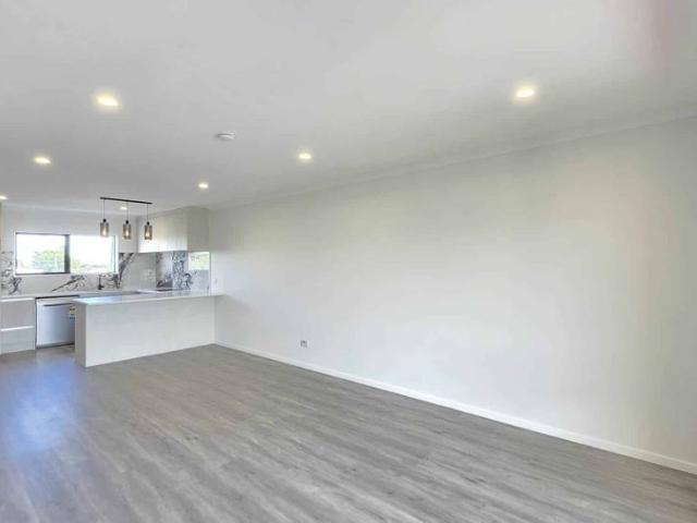 Townhouse for rent in Manurewa