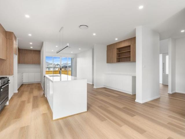 House for rent in Manchester Square, New South Wales