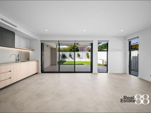 House for rent in Como, Western Australia