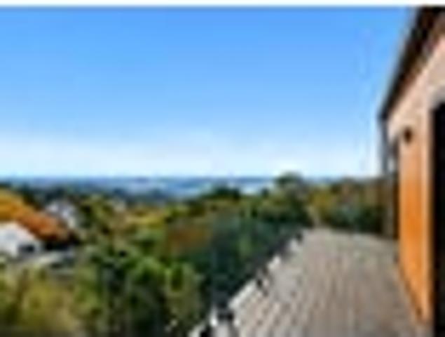House for sale in Chaslands, Canterbury