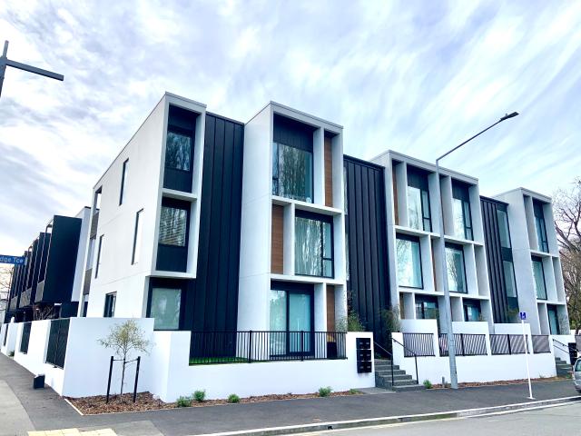 Apartment for rent in Chaslands, Canterbury