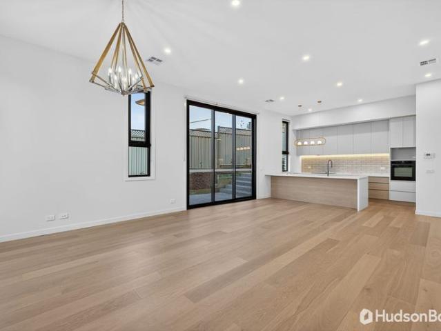Townhouse for rent in Camerons Creek, Victoria