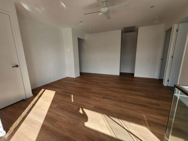 Townhouse for rent in Fernbrook, Queensland