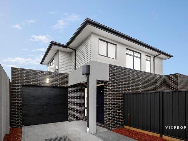 Townhouse for sale in Camerons Creek, Victoria