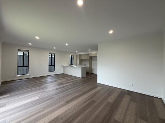 House for rent in Munno Para West, Adelaide