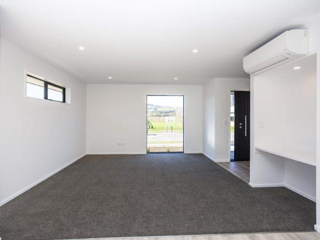 House for rent in Chaslands, Canterbury
