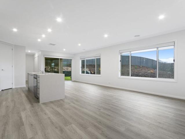House for rent in Leneva, Victoria