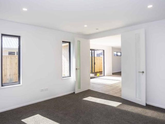 House for rent in Chaslands, Canterbury
