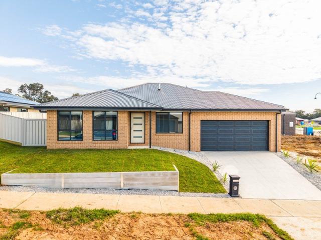 House for rent in Baranduda, Victoria