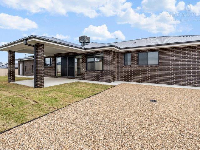 House for rent in Gobbagombalin, Wagga Wagga City Council