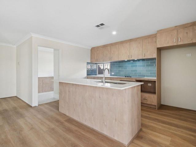 House for rent in Piara Waters, Western Australia