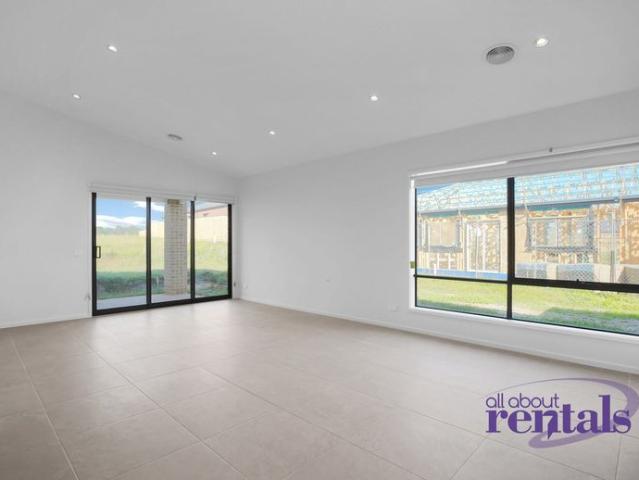 House for rent in Newborough, Victoria